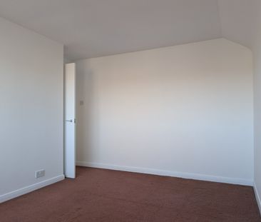 3 bedroom detached house to rent - Photo 6