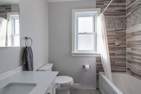 For Lease - 25 Stafford Street, Woodstock, Ontario - Photo 4