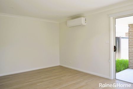 Brand new stunning 2-bedroom home - Photo 4