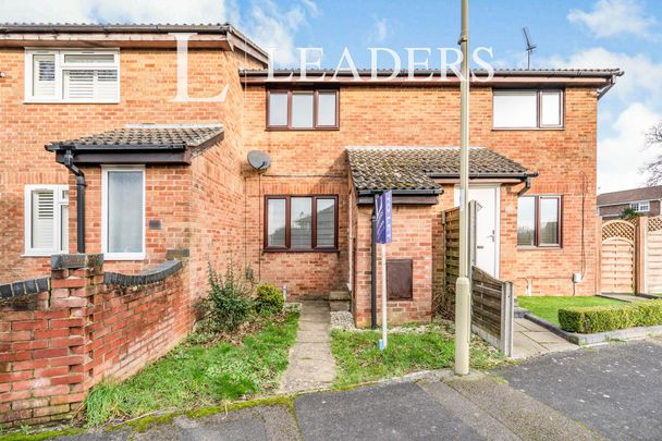 2 bedroom house to rent Blackthorn Walk, Waterlooville, Hampshire, PO7 - Photo 1