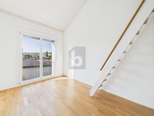 HOHE DECKEN MIT EIGENER GALERIE! - Foto 1