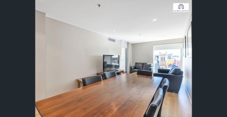 Furnished 2 Bedroom Embassy Apartment in the Heart of the City - Photo 5