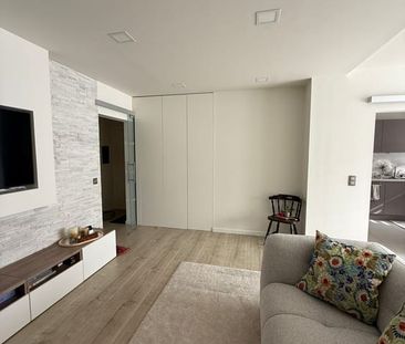 Appartement te huur - Foto 2