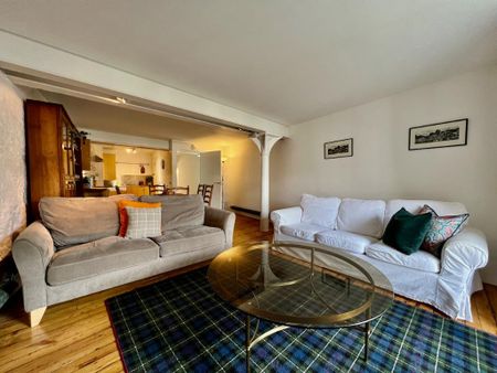 3 bedroom flat to rent - Photo 2