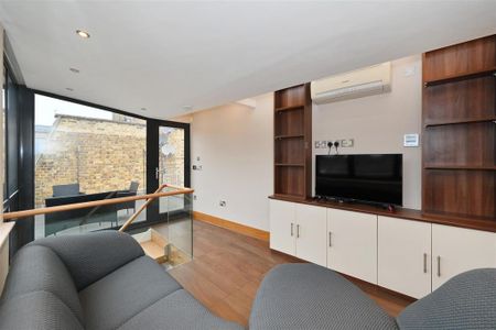 4 bedroom townhouse to rent - Photo 2