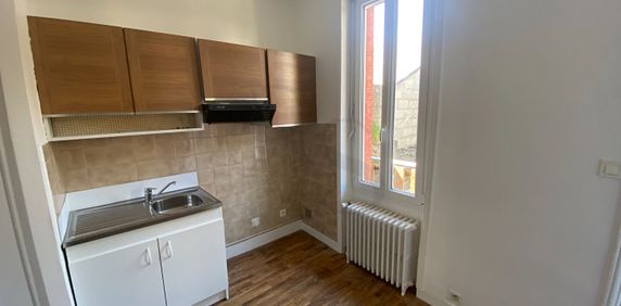 Location Appartement 2 pièces 23m² - Photo 2