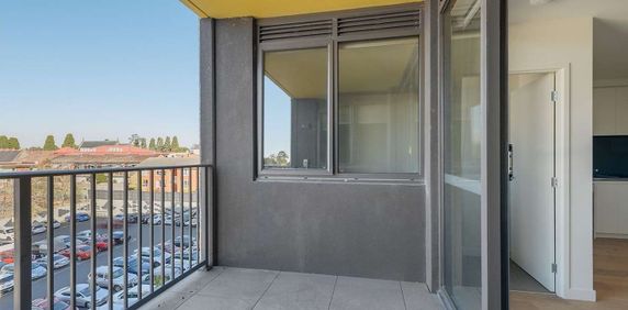 504/82 Hawdon Street, Heidelberg - Photo 2
