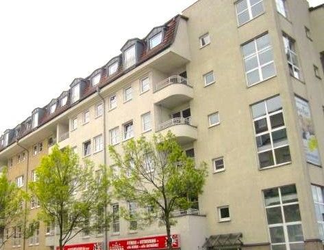 Top sanierte 2-Zimmer-Wohnung mit Balkon! - Photo 1