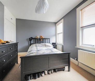 Dixon Street, SWINDON - Photo 5