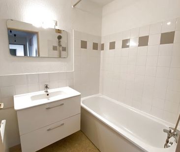 Location Appartement 2 pièces 55m² BORDEAUX 33000 - Photo 4