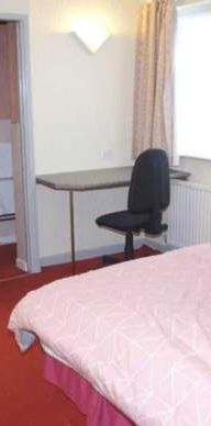 29 bedroom property to rent in Bolton - Photo 2