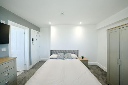 7 bedroom terraced house to rent - Photo 2