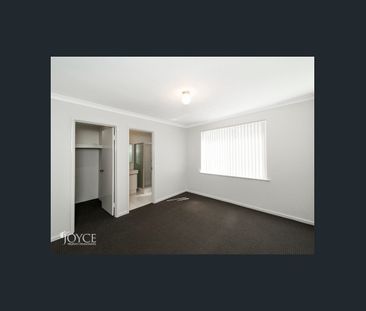 Location Location! - Photo 2