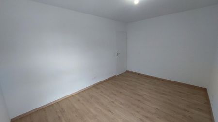 location Appartement T2 DE 43.9m² À SAINT EGREVE - Photo 5
