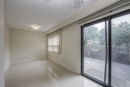 For Lease - 7881 Dufferin Street Unit# Main/Up, Vaughan, Ontario - Photo 4