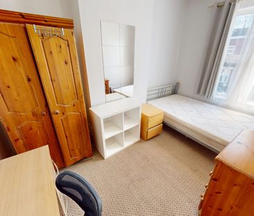 72 Harrow Road Birmingham - Photo 1