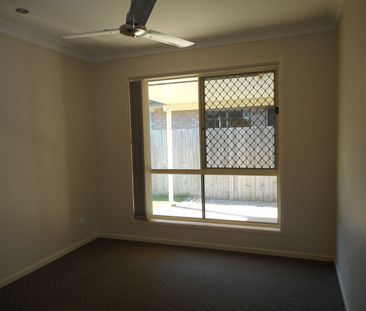 BEAUTIFUL HOME WITH HUGE ENTERTAINMENT AREA! - Photo 3