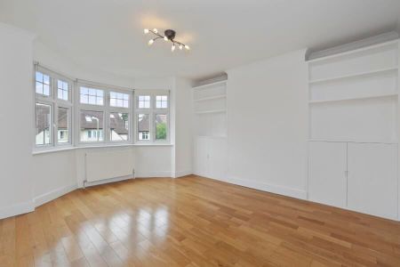 4 Bedroom House To Let - Photo 3
