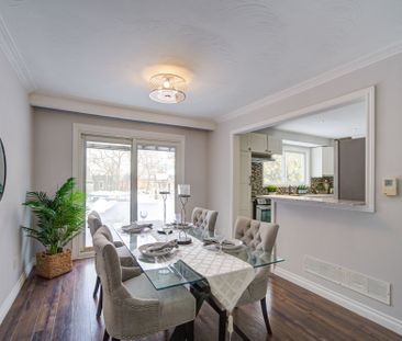 For Lease - 126 Sherwood Forest Drive, Markham, Ontario - Photo 6