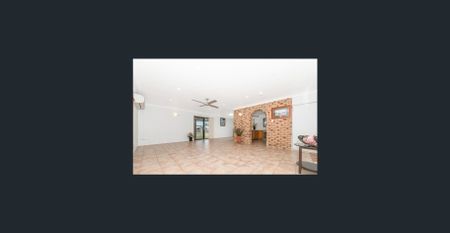 Charming 3-Bedroom Home with Sheds & Powered Gate in Kelso! - Photo 2