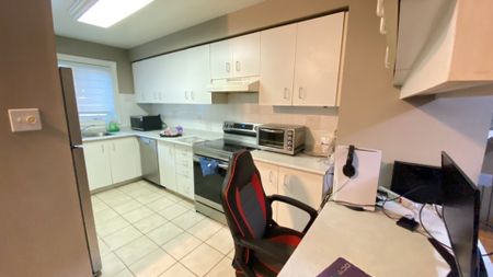 For Lease - 5865 Dalebrook Crescent Unit# 2B, Mississauga, Ontario - Photo 4