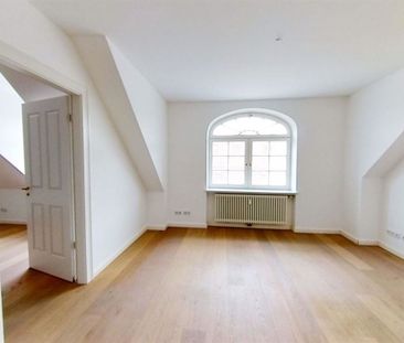 Ganz oben angekommen – Einzigartige Dach-Maisonette mit Dachgarten ... - Photo 1