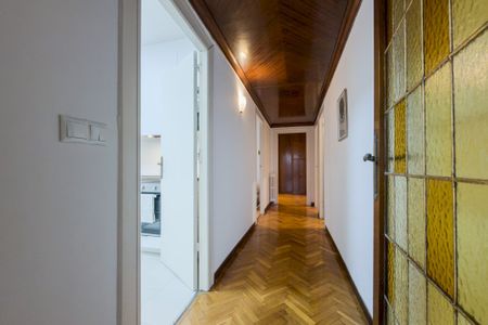 Cozy interior room next to Sants train station - Photo 3