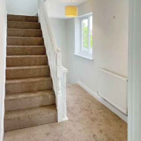 Four Double Bedroom Property To Let in Lichfield - Photo 1