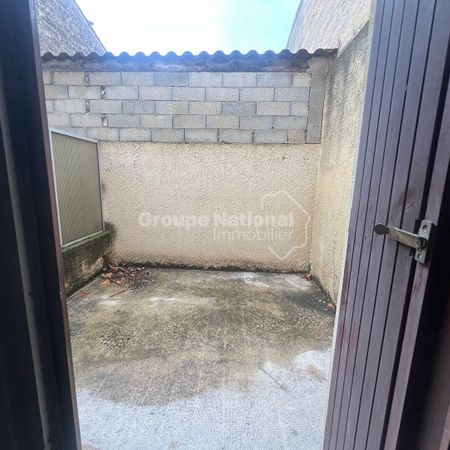 Appartement de village avec petite cour, - Photo 4