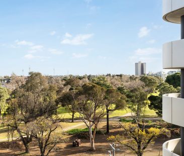 FULLY FURNISHED ONE BEDROOM APARTMENT AT THE HEART OF ALBERT PARK LAKE - Photo 2