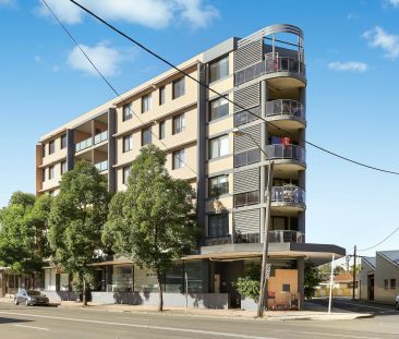 High level, tranquil rear of complex position with lush district vi... - Photo 2