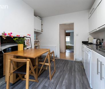 3 bedroom apartment to rent - Photo 6