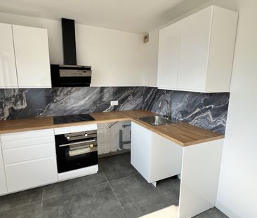 Location Appartement 3 pièces 56m² GRENOBLE 38000 - Photo 5