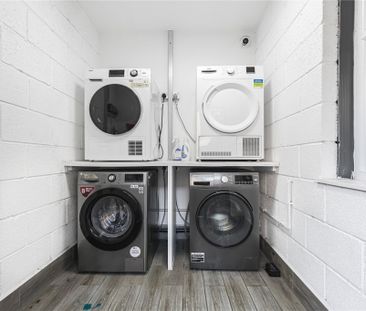 Coldharbour Lane, London, SW9 - Photo 2