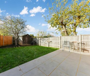 3 bedroom terraced house to rent - Photo 6