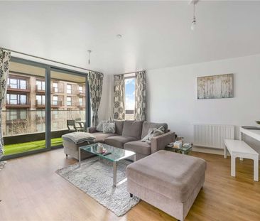 Spacious two bedroom, two bathroom apartment providing luxury livin... - Photo 3