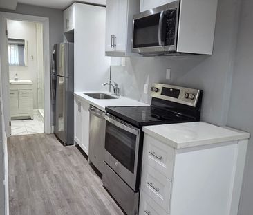 For Lease - 181 North Service Road Unit# L-1, Oakville, Ontario - Photo 4