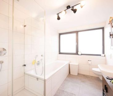 WEITBLICK: Terrassentraum im Neubau! - Foto 3