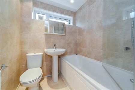 3 bedroom house in Wimbledon - Photo 2