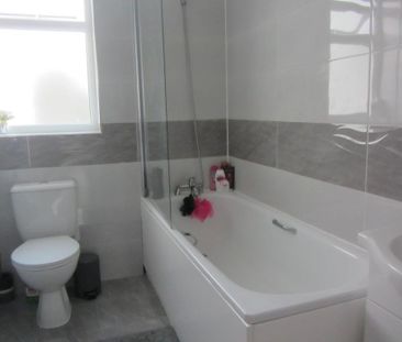 2 bedroom maisonette to rent - Photo 6