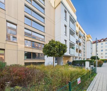 2 pokoje, balkon i garaż – komfort i styl w jednym - Фото 3