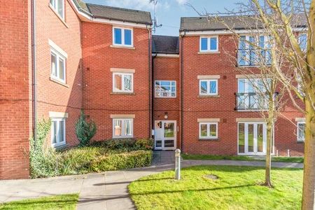 Top Floor Apartment, Lifford Lane, Birmingham, B30 - Photo 3