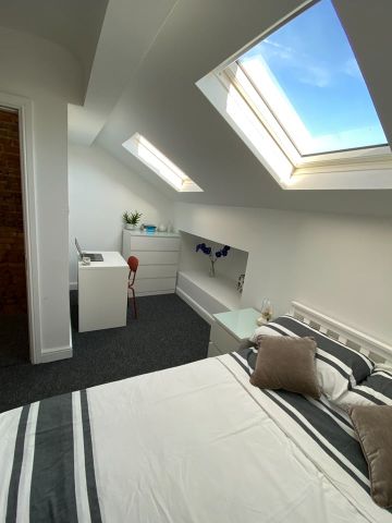 6 Bed Terraced House, Albert Edward Road, L7 - Photo 2