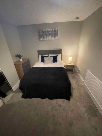 Double Room in Great Central Cambridge Location - Photo 4