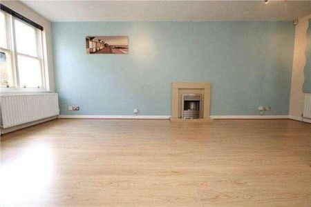 High Street, Ewell, Epsom, KT17 - Photo 3