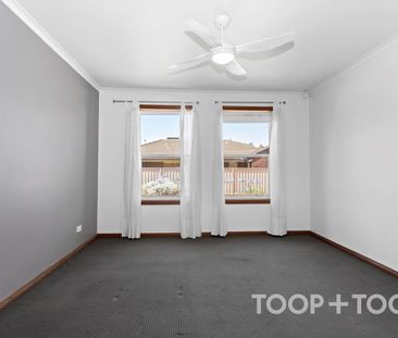 Charming Modern Home Overlooking Linear Park - Photo 5