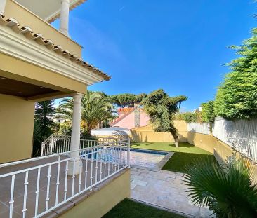House T5 in Cascais e Estoril, Cascais - Photo 2