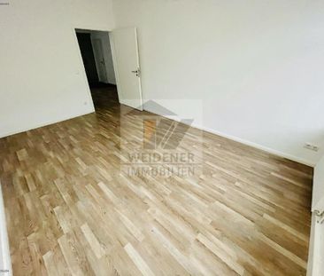 Modern sanierte 4 Raum-Wohnung mit Balkon und schickem Bad! - Photo 4