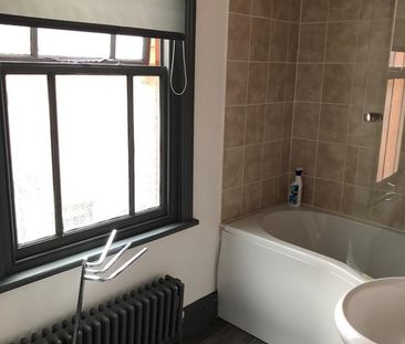 5 Bed Terraced House, Clarendon Park Road, LE2 - Photo 2