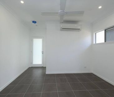 The Village Edge - Designer Home - Change Your Lifestyle - Photo 4